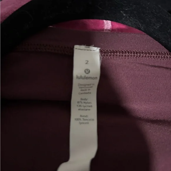 Women’s Lululemon Athletica Red Boxy Sweatshirt - Picture 3 of 3
